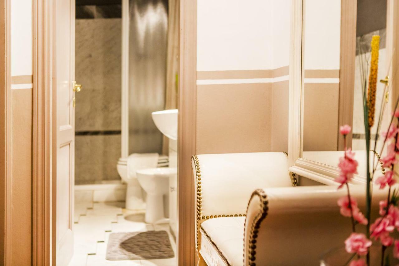Art Apartment Vasari Firenze Bagian luar foto